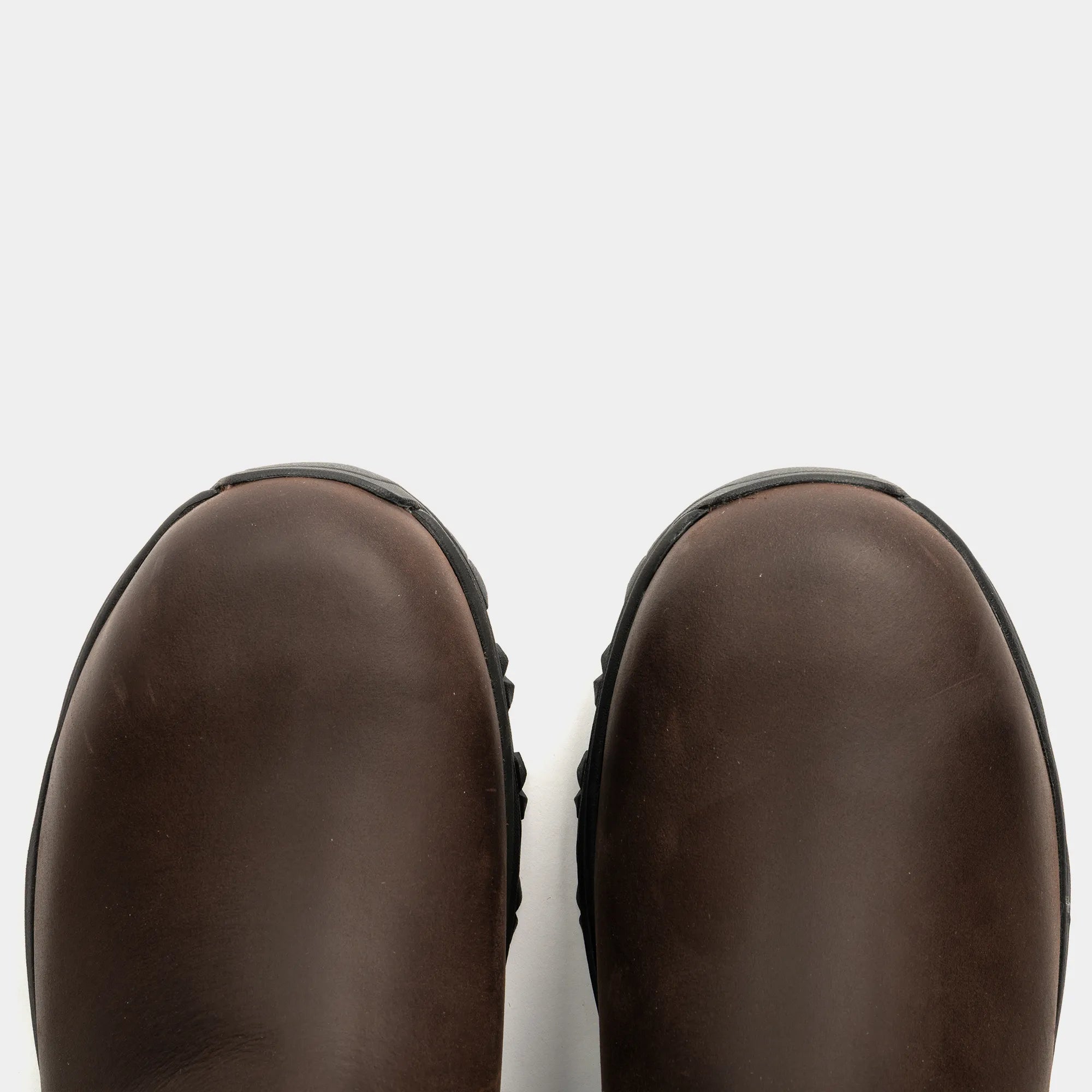RIBCHESTER // BROWN DISTRESSED